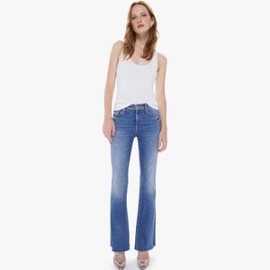 MOTHER The Weekender Fray Jeans in A Groovy Kind of Love Size 29